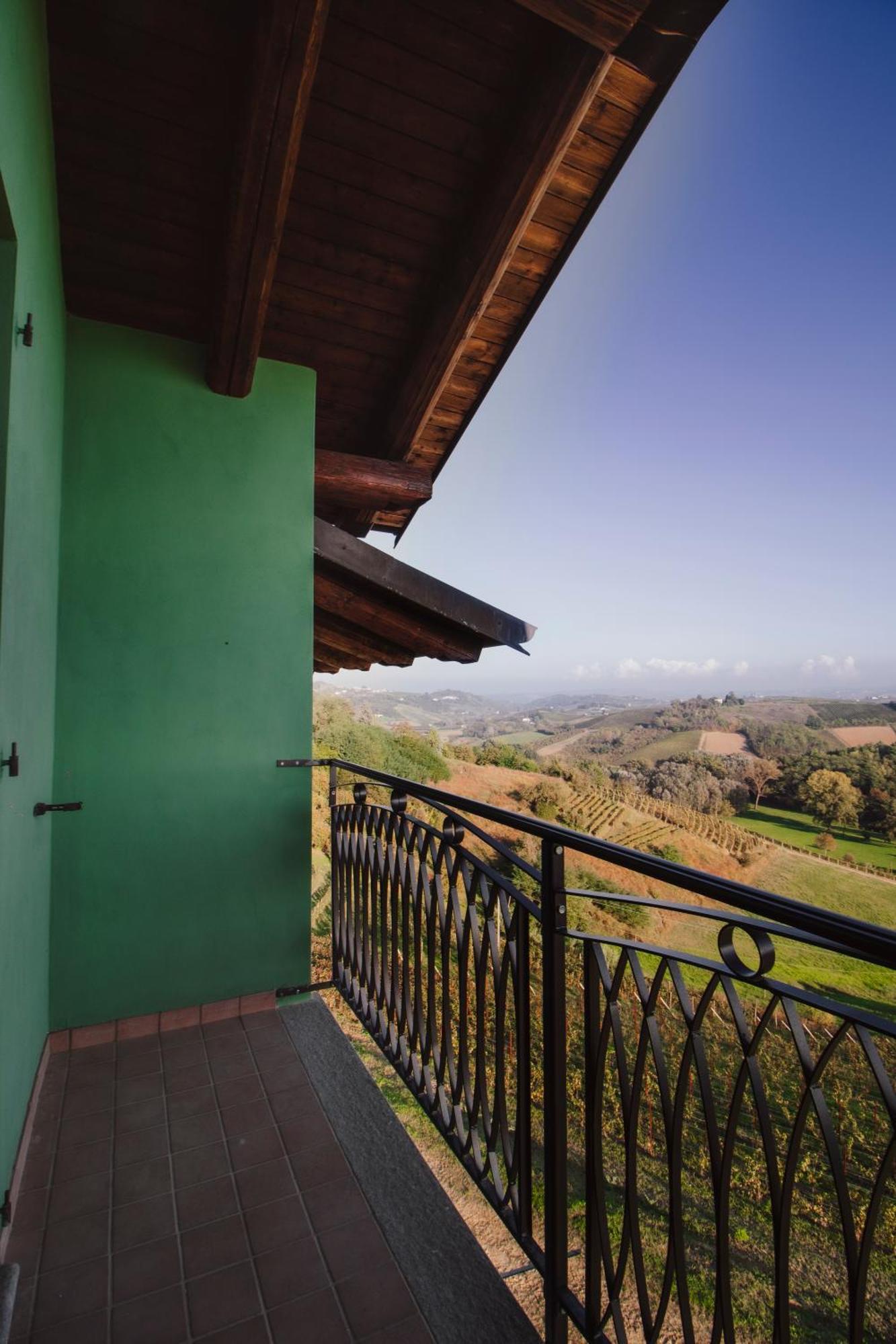 Agriturismo Cascina Reggio Castelnuovo  Экстерьер фото